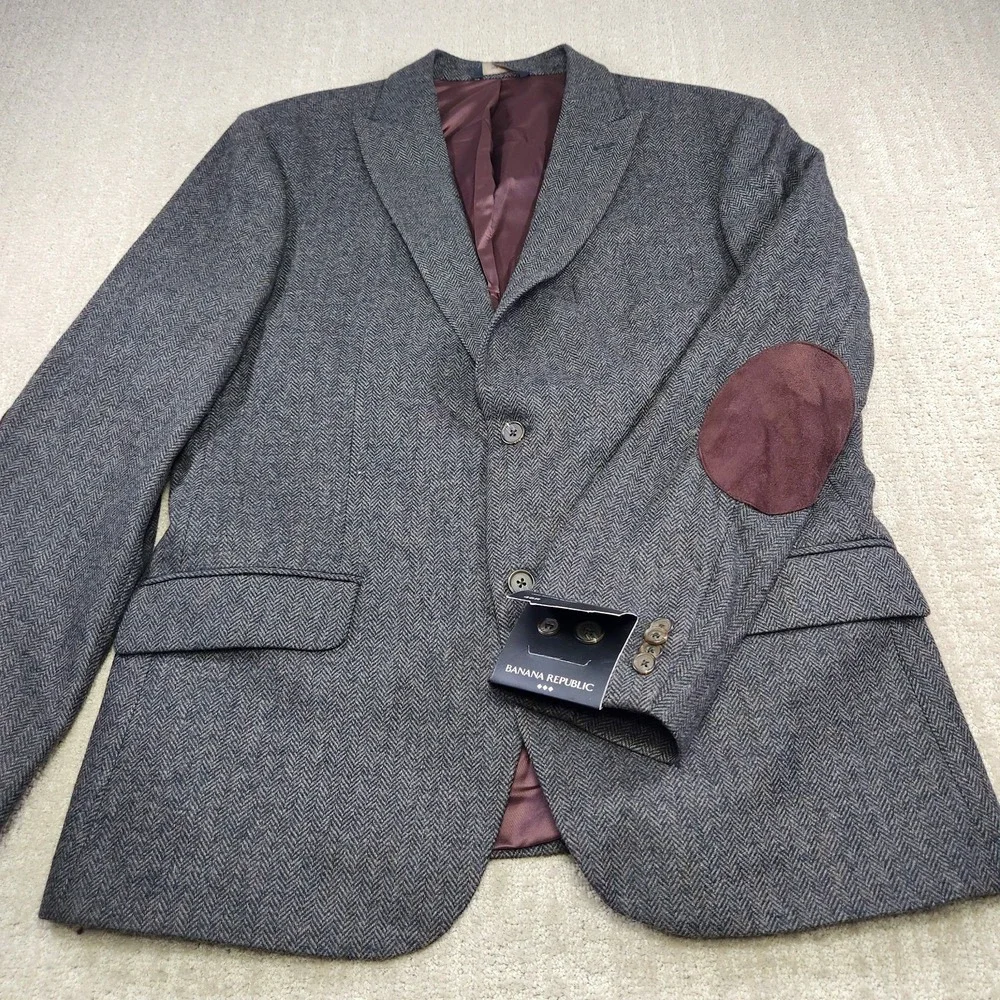 Banana Republic Blazer Men 46R Herringbone Tweed Peak Lapel Elbow Patches‎ NEW